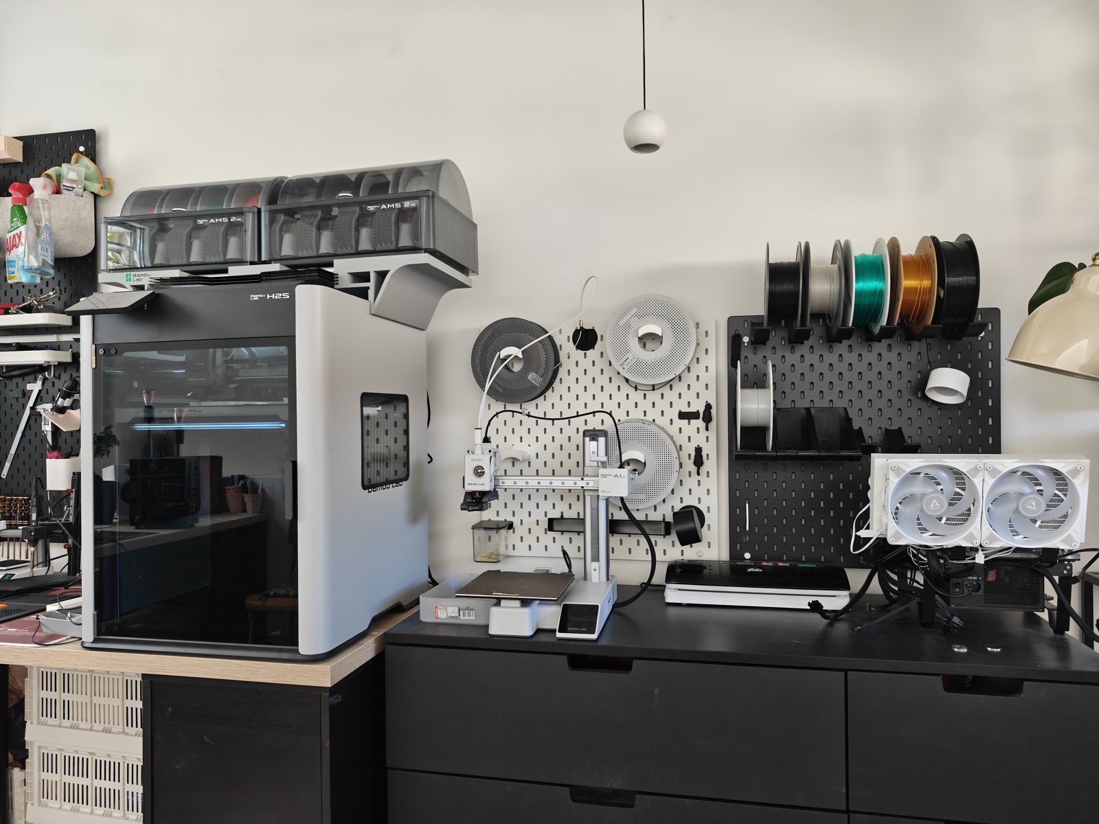 MAROIS Werkstatt – 3D-Drucker und Filamentlager